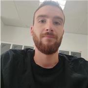 Intento que el alumno adquiera primero los conocimientos básicos que le permitan avanzar de manera autónoma en el futuro